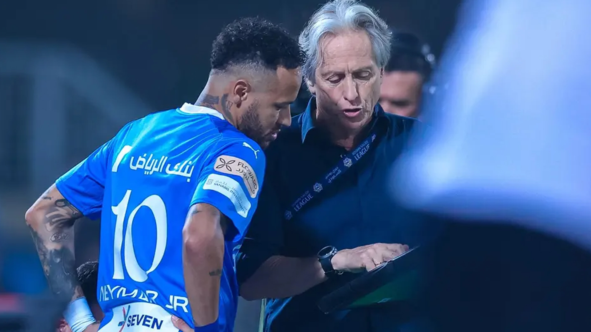 নেইমারের সাথে ‘বিবাদে’ জড়ানো জেসুস ব্রাজিলের কোচ হওয়ার দৌড়ে